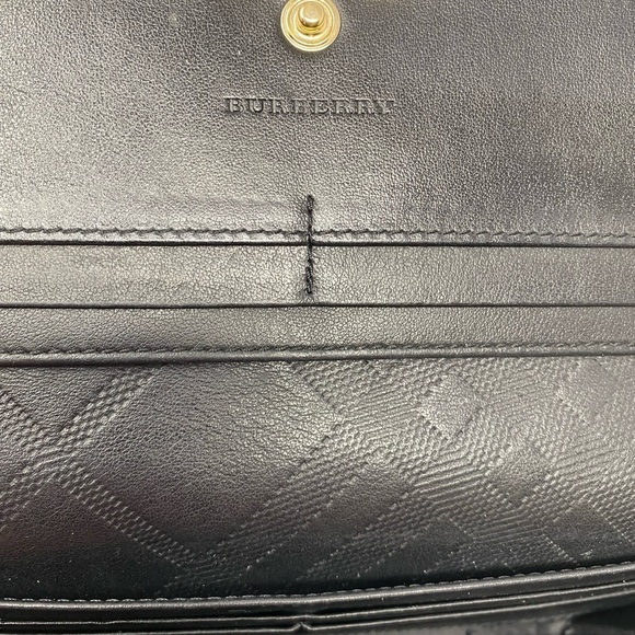 Black Leather Burberry Wallet - Picture 6 of 9